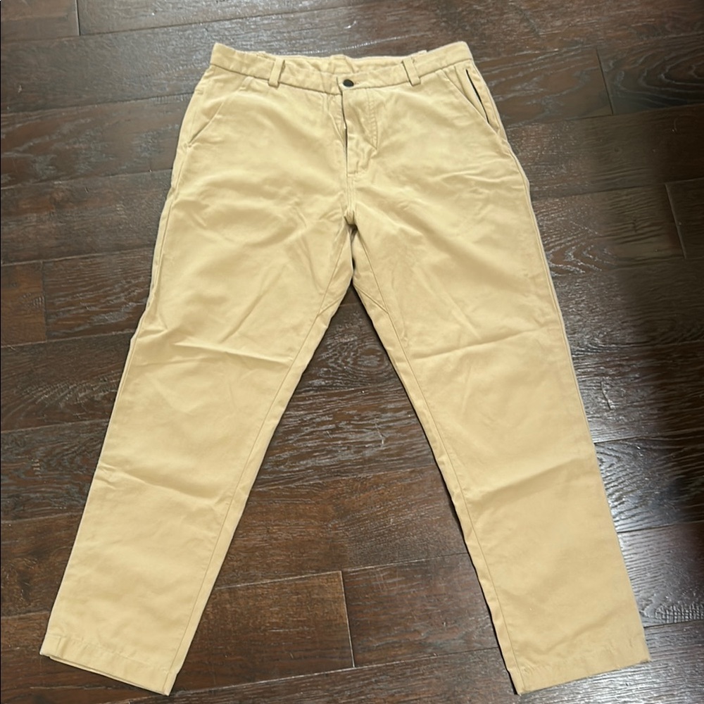 Lululemon Men's Tan Chino Pants